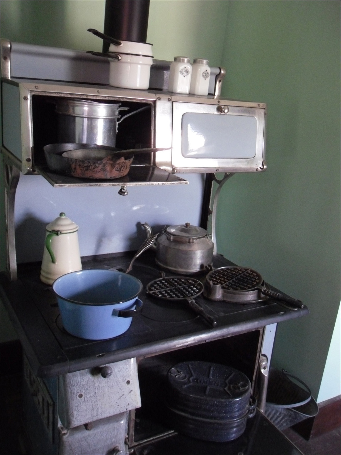 Fort Benton, MT Agriculture Museum-old town home